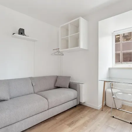 Id 412 - Cozy Near Eifel Tower Париж