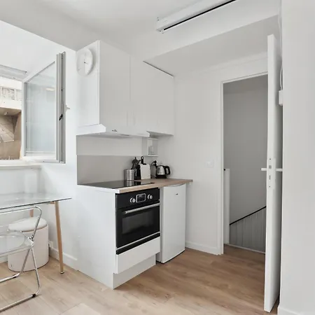 Id 412 - Cozy Near Eifel Tower * Париж